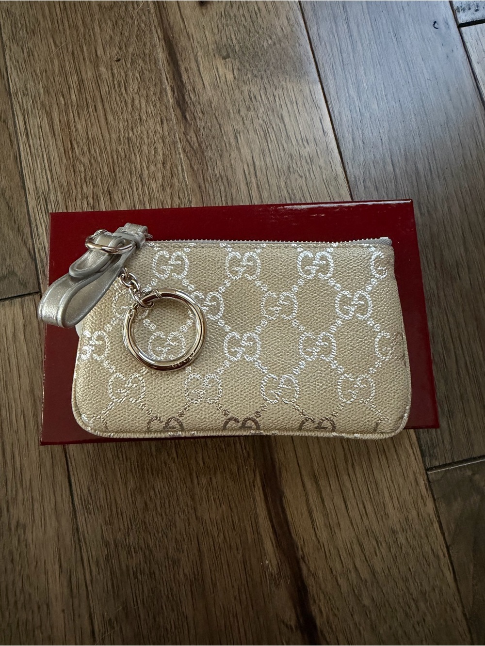 Gucci Metallic  Key Pouch with Signature GG Pattern